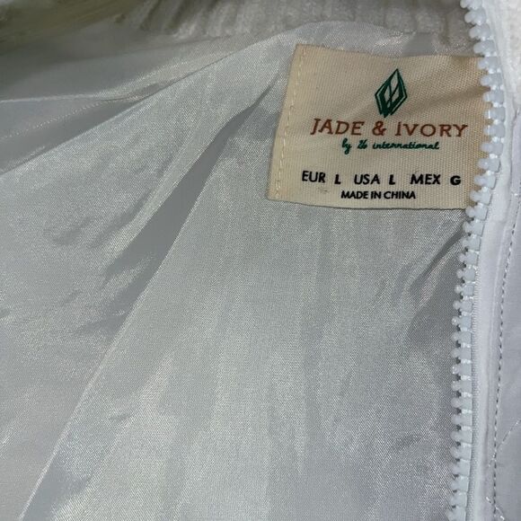 Jade & Ivory Quilted Hooded Jacket L - Picture 6 of 8